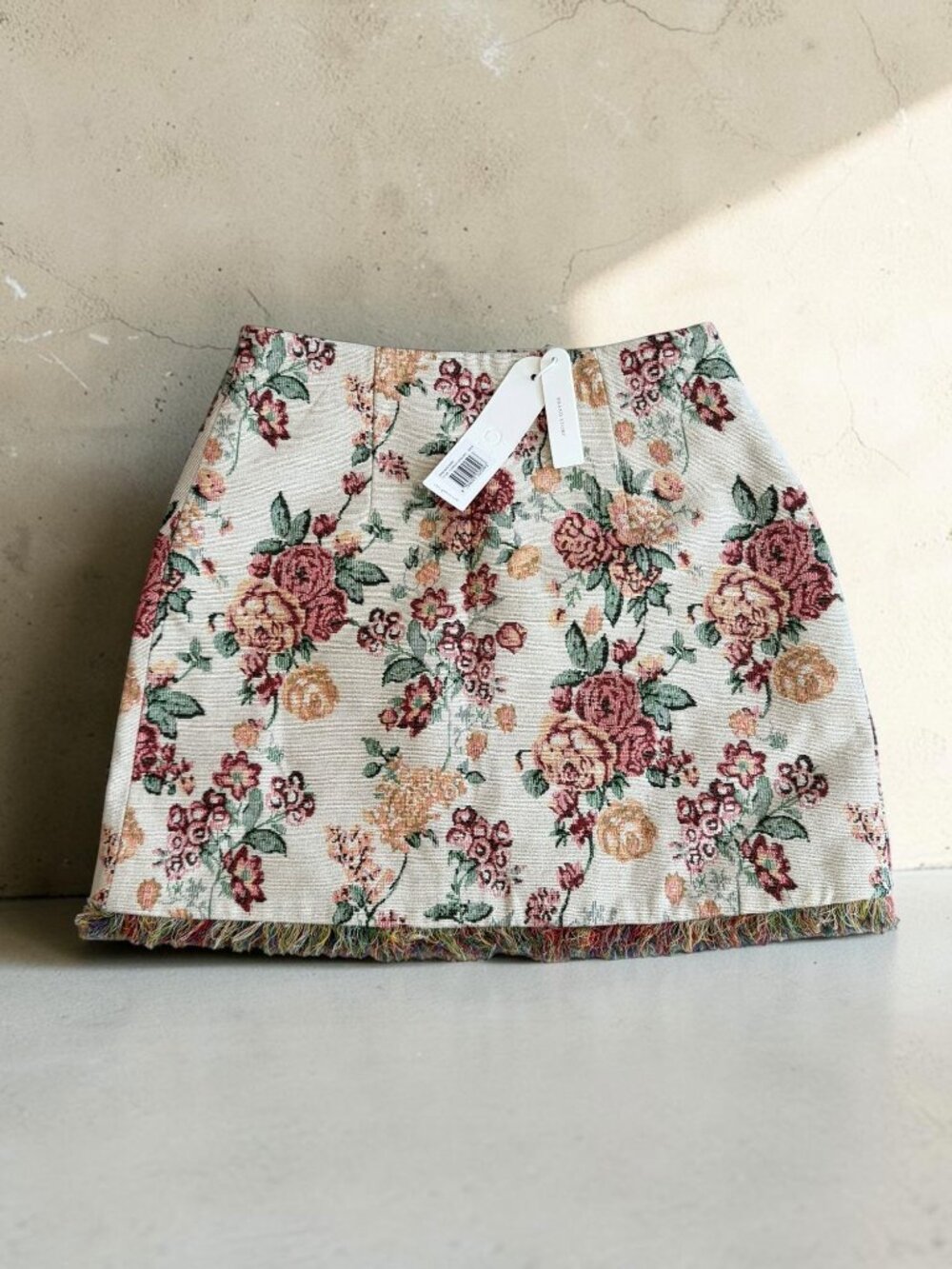 CLEO Floral Brocade Skirt Size MEDIUM NEW NWT